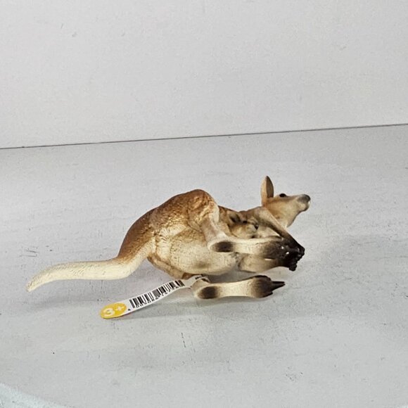 Schleich Kangaroo Mom With Joey Figurine #14756 - Picture 5 of 10